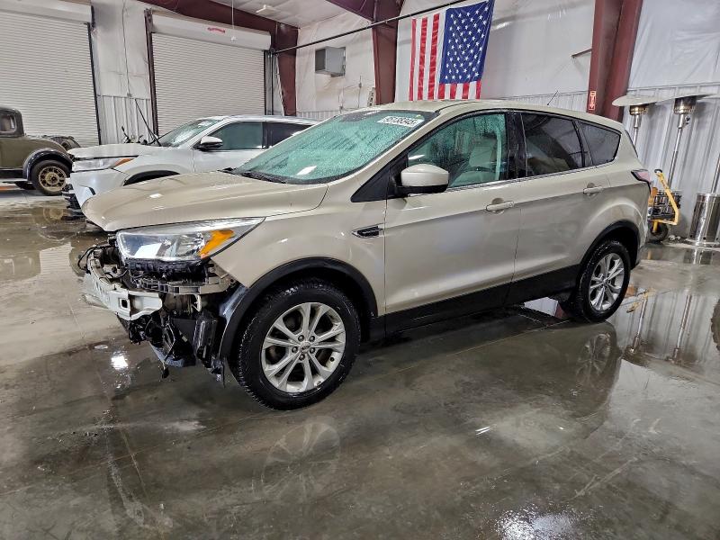 FORD ESCAPE SE 2017 with VIN 1FMCU0GD9HUA38773 - Photo from auction