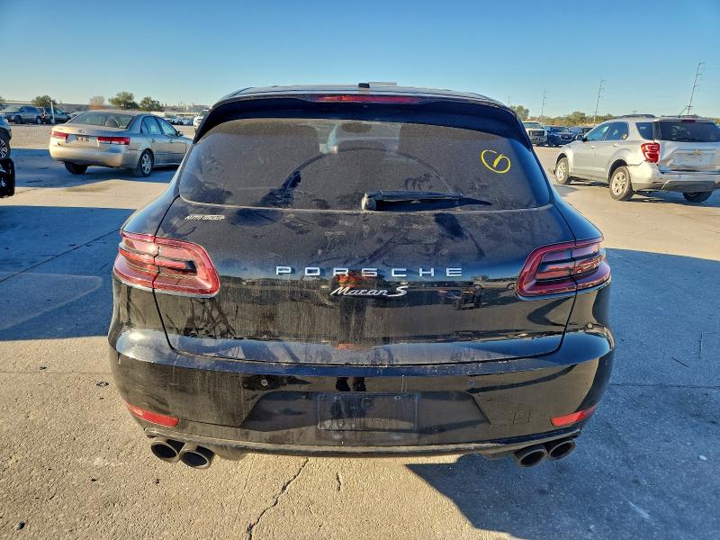 Photo 6 from auction – 2015 PORSCHE MACAN with VIN WP1AB2A56FLB67201