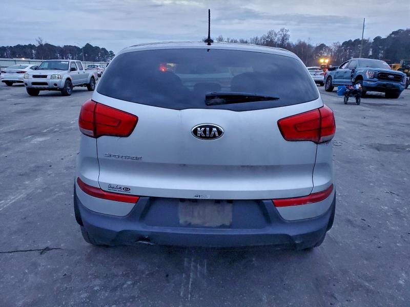 Photo 6 from auction – 2016 KIA SPORTAGE L with VIN KNDPB3AC2G7821606