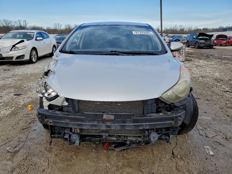 Photo 5 from auction – 2012 HYUNDAI ELANTRA with VIN KMHDH4AE2CU460569