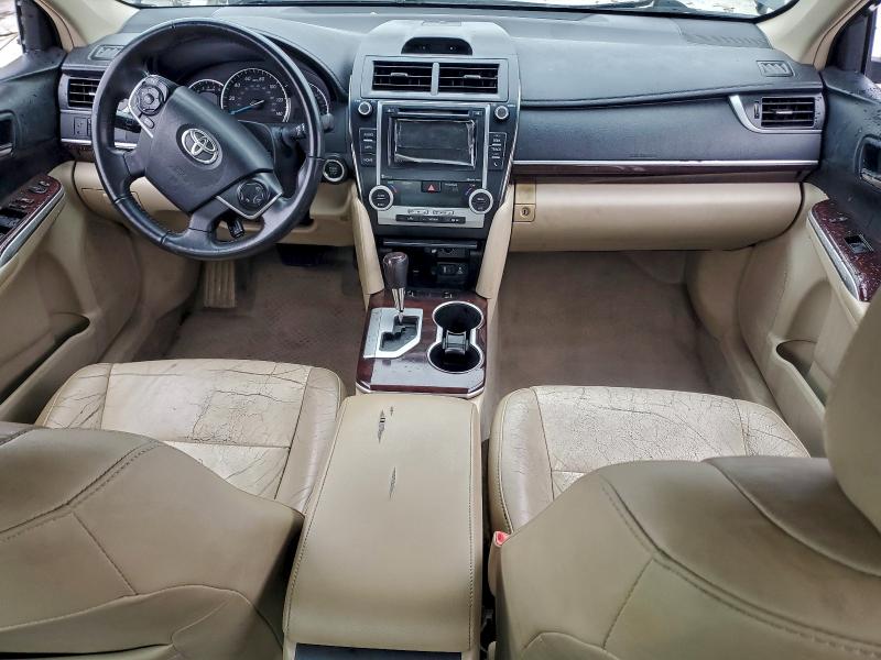 Zdjęcie 8 z aukcji – 2014 TOYOTA CAMRY L z VIN 4T1BF1FK9EU797480