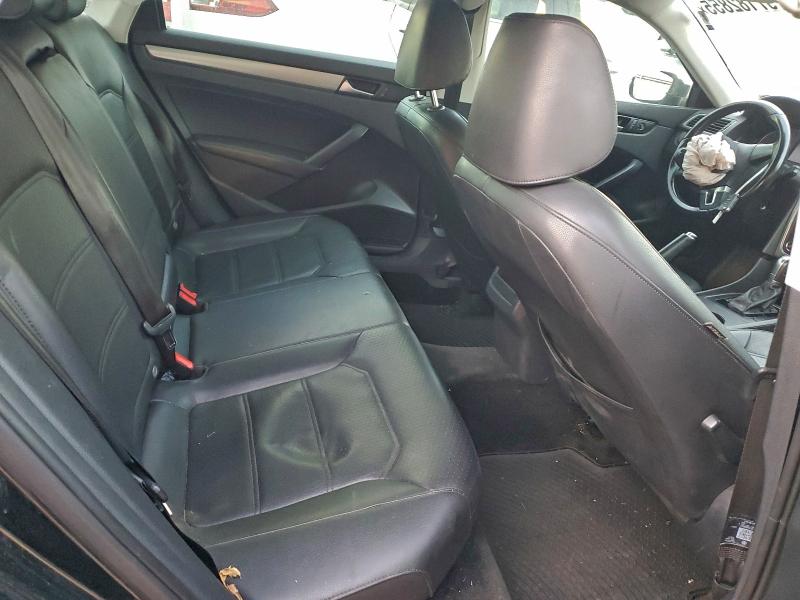 Photo 10 from auction – 2015 VOLKSWAGEN PASSAT S with VIN 1VWAT7A32FC086784
