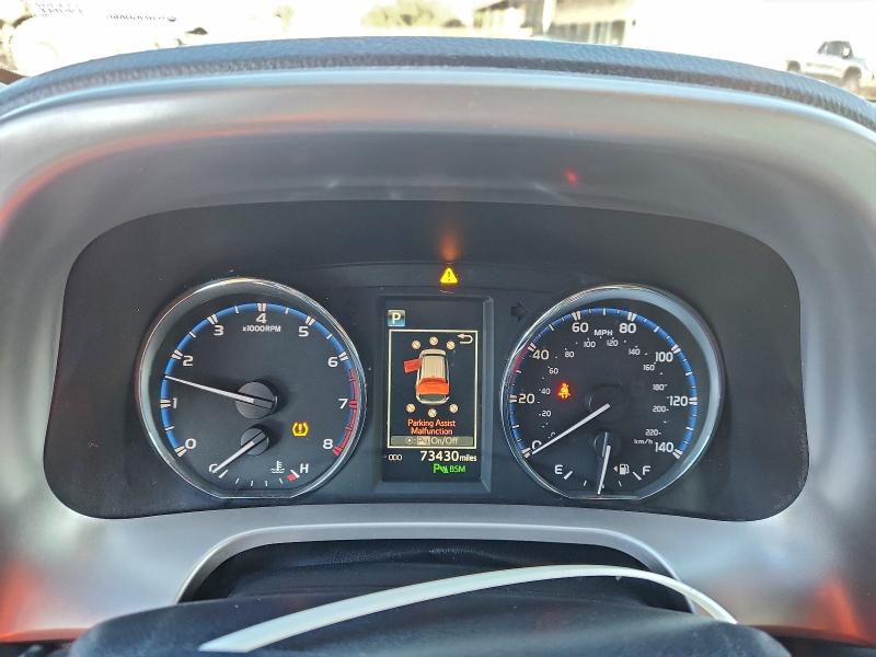 Photo 9 from auction – 2016 TOYOTA RAV4 LIMIT with VIN JTMYFREV7GJ097437