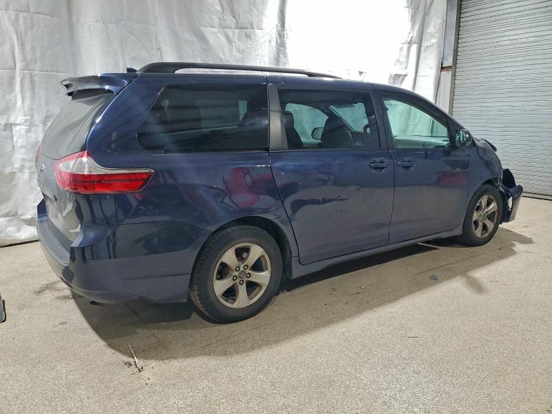 Photo 3 from auction – 2018 TOYOTA SIENNA LE with VIN 5TDKZ3DC8JS912491