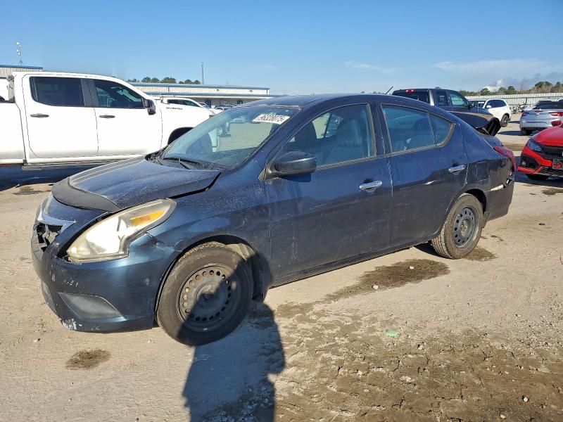 NISSAN VERSA S 2015 with VIN 3N1CN7AP0FL897631 - Photo from auction