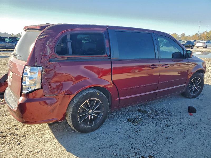 Photo 3 from auction – 2017 DODGE GRAND CARA with VIN 2C4RDGBG5HR632900