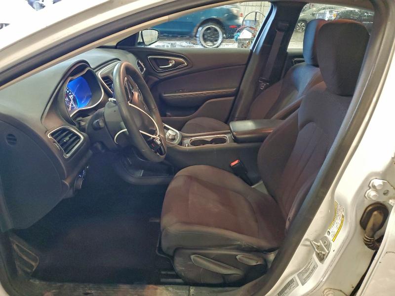 Photo 7 from auction – 2015 CHRYSLER 200 LIMITE with VIN 1C3CCCAB3FN623196