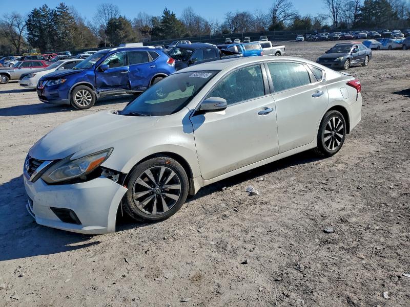 NISSAN ALTIMA 2017 with VIN 1N4AL3AP6HC154284 - Photo from auction