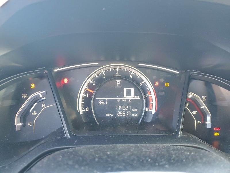 Photo 9 from auction – 2018 HONDA CIVIC with VIN 2HGFC2F52JH608245