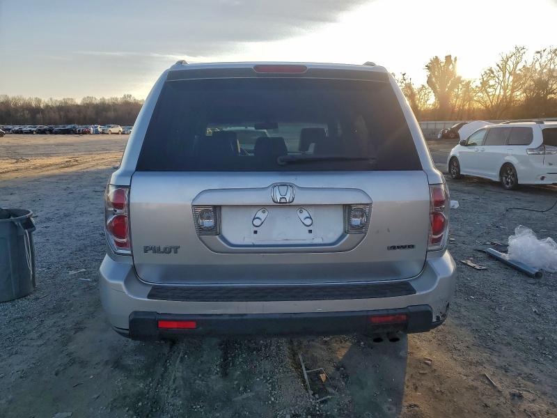 Photo 6 from auction – 2006 HONDA PILOT EX with VIN 5FNYF18586B009630