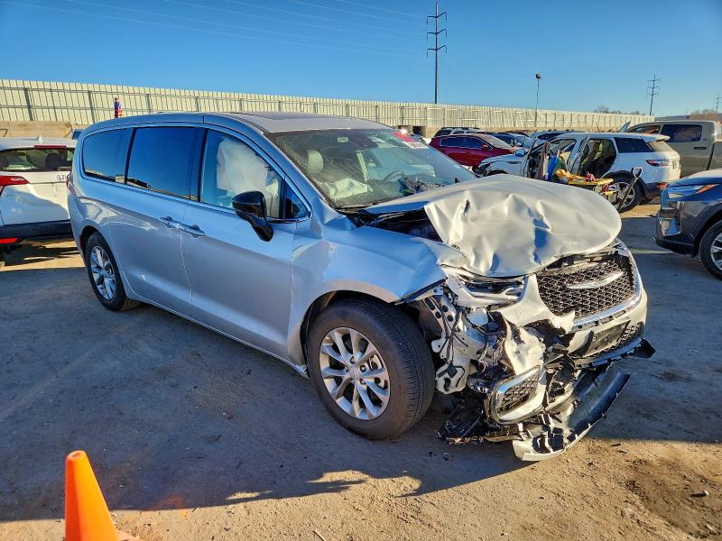 Photo 4 from auction – 2026 CHRYSLER PACIFICA L with VIN 2C4RC1GG5TR193683