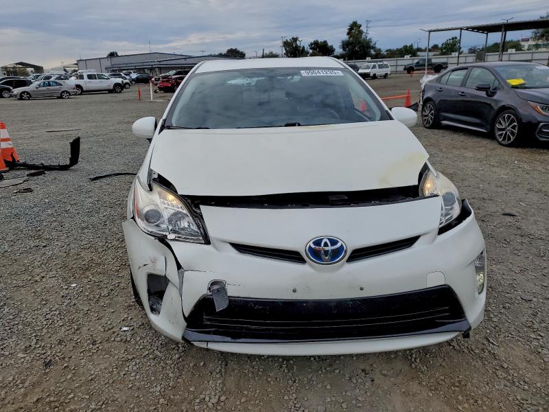 Photo 5 from auction – 2015 TOYOTA PRIUS with VIN JTDKN3DU2F1939985