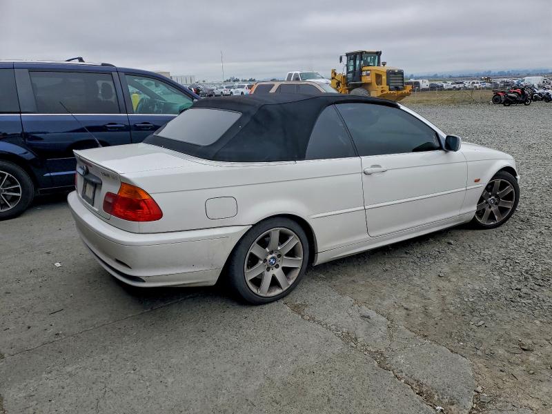 Photo 3 from auction – 2001 BMW 325 CI with VIN WBABS33441JY56820
