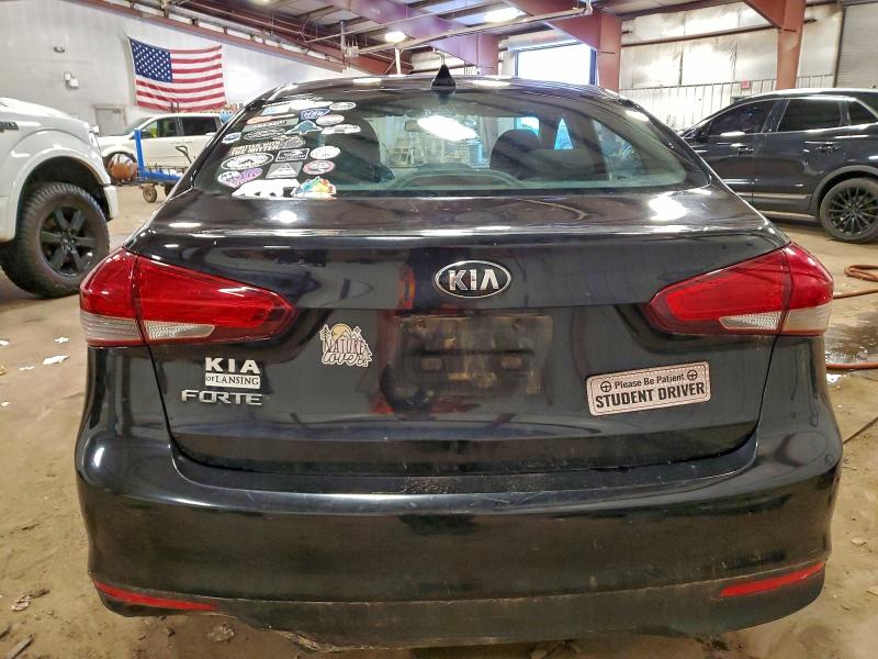 Photo 6 from auction – 2018 KIA FORTE LX with VIN 3KPFL4A73JE175954