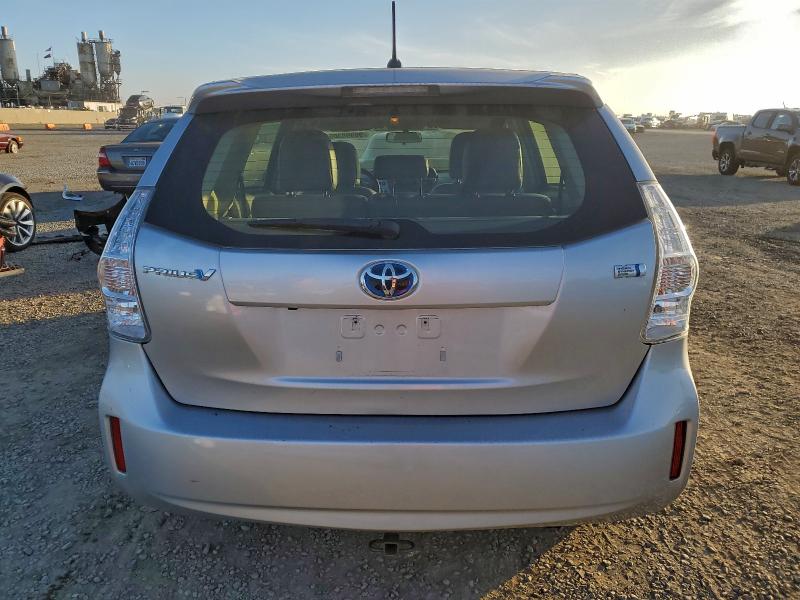 Photo 6 from auction – 2013 TOYOTA PRIUS V with VIN JTDZN3EUXD3280214