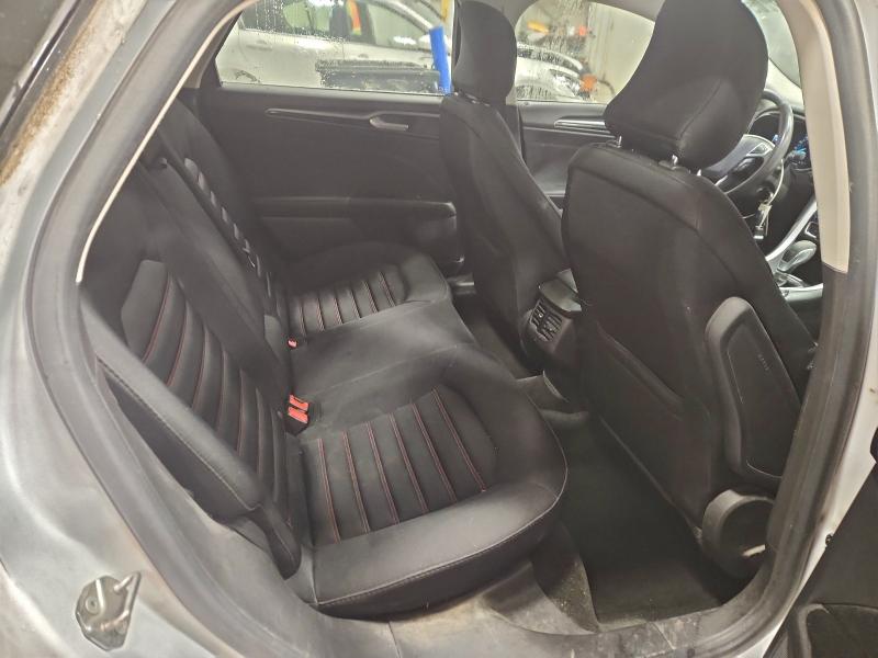 Photo 10 from auction – 2016 FORD FUSION SE with VIN 3FA6P0H92GR232141