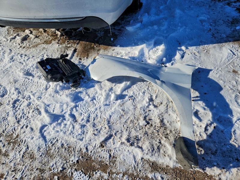 Photo 12 from auction – 2013 CHRYSLER 200 LIMITE with VIN 1C3CCBCG1DN633466