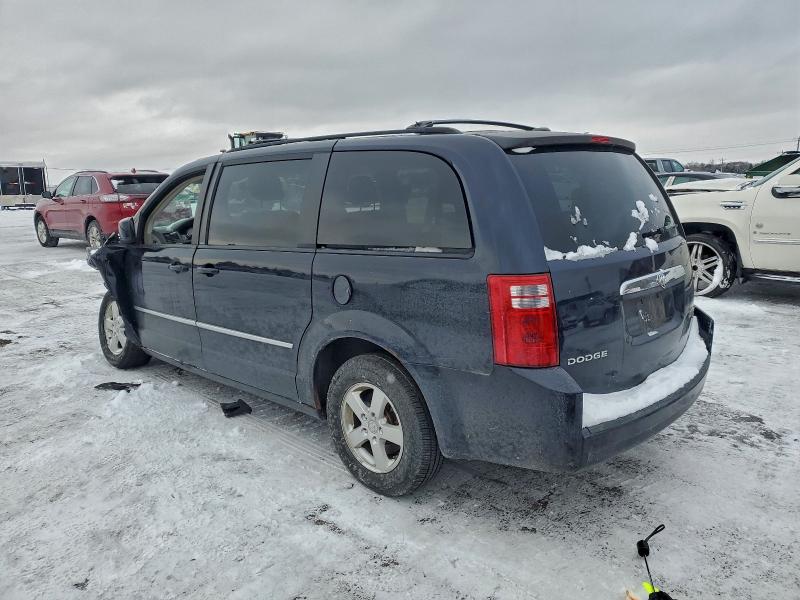 Photo 2 from auction – 2010 DODGE GRAND CARA with VIN 2D4RN5D12AR143731