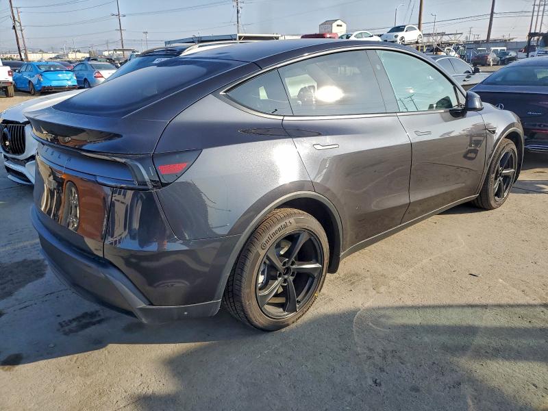 صورة رقم 3 من المزاد - 2026 TESLA MODEL Y مع VIN 7SAYGDED5TF387106