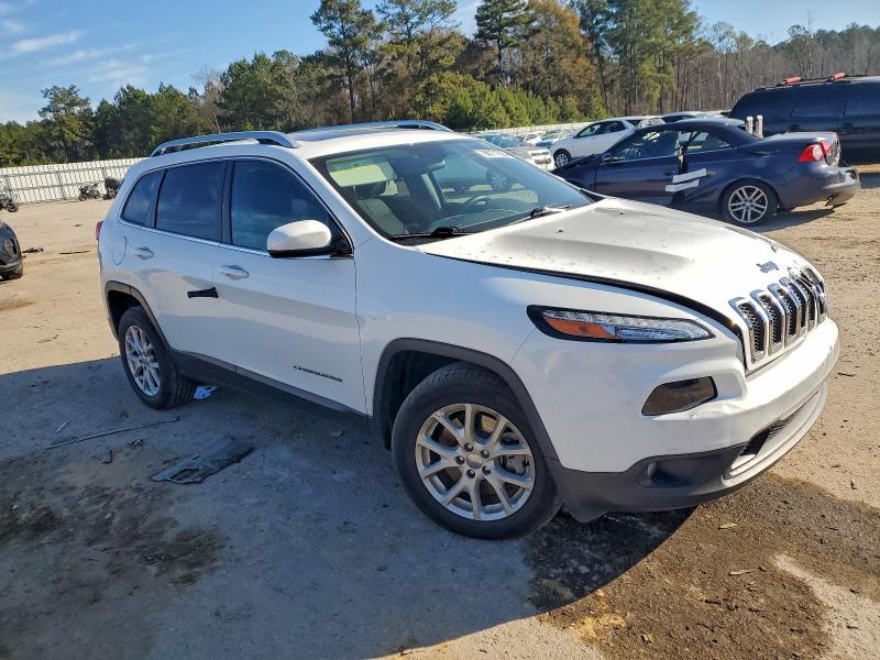 Photo 4 from auction – 2017 JEEP CHEROKEE L with VIN 1C4PJLCS1HW662088