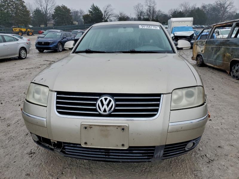 Photo 5 from auction – 2004 VOLKSWAGEN PASSAT GLX with VIN WVWRH63B04P197233