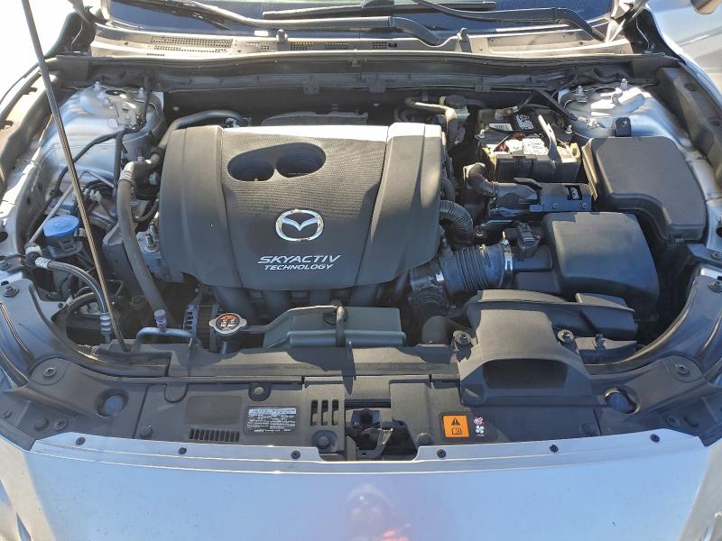 Photo 11 from auction – 2018 MAZDA 3 SPORT with VIN 3MZBN1U79JM164088
