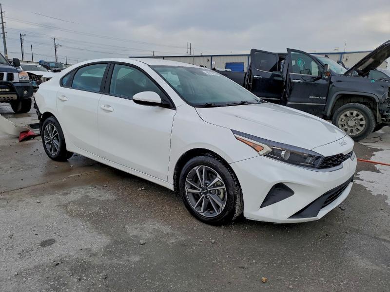 Photo 4 from auction – 2024 KIA FORTE with VIN 3KPF24AD5RE792597