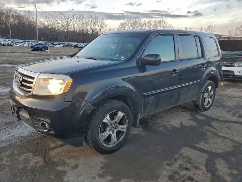 HONDA PILOT EXL 2015 with VIN 5FNYF4H6XFB027699 - Photo from auction