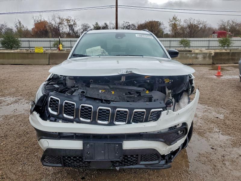 Photo 5 from auction – 2025 JEEP COMPASS LA with VIN 3C4NJDBN7ST549011