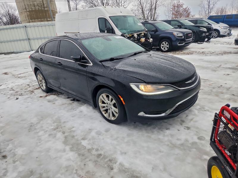 Photo 4 from auction – 2015 CHRYSLER 200 LIMITE with VIN 1C3CCCAB6FN614668