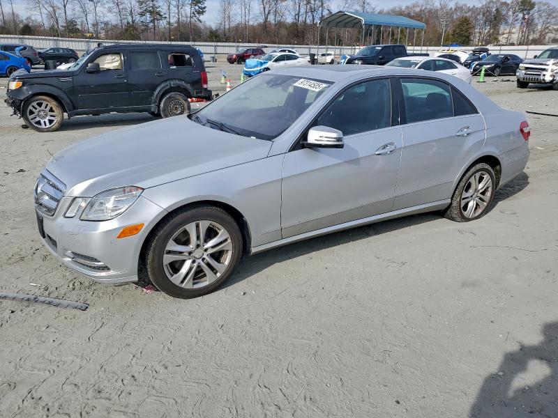 MERCEDES-BENZ E 350 4MAT 2011 with VIN WDDHF8HB1BA458543 - Photo from auction