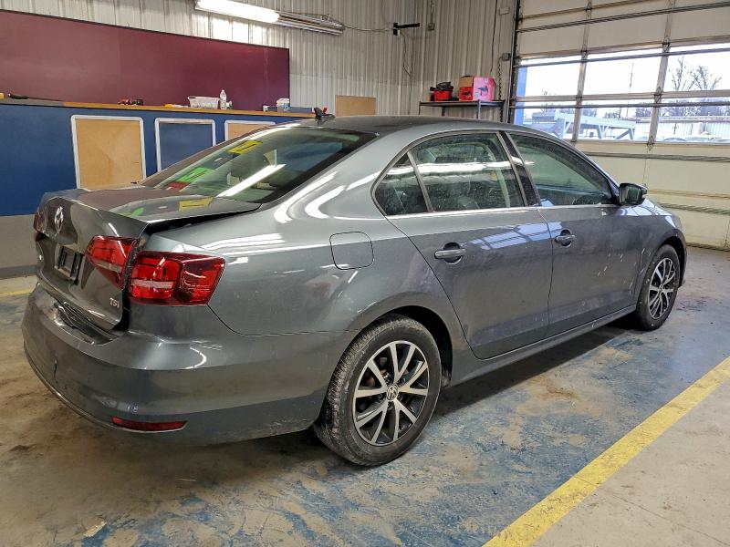 Photo 3 from auction – 2017 VOLKSWAGEN JETTA with VIN 3VWDB7AJ5HM228500