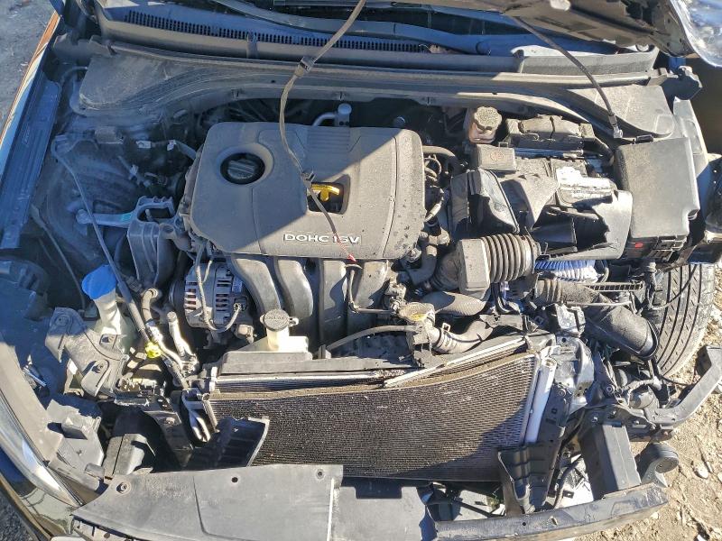 Photo 11 from auction – 2018 HYUNDAI ELANTRA with VIN 5NPD74LF3JH353177