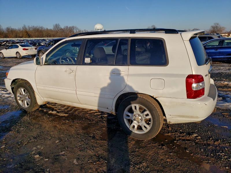 Photo 2 from auction – 2006 TOYOTA HIGHLANDER with VIN JTEEW21A060033799