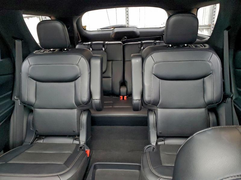Photo 10 from auction – 2020 FORD EXPLORER with VIN 1FMSK8FH0LGA13420