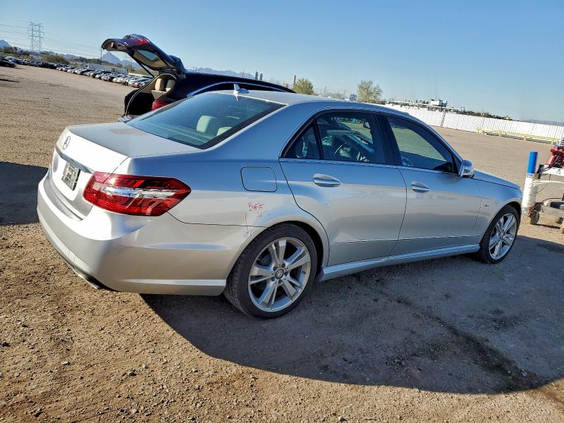 Photo 3 from auction – 2012 MERCEDES-BENZ E 350 with VIN WDDHF5KB2CA534960