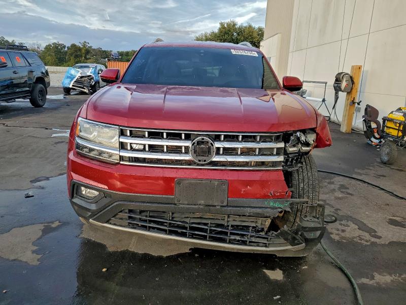 Photo 5 from auction – 2018 VOLKSWAGEN ATLAS SE with VIN 1V2LR2CA8JC562553