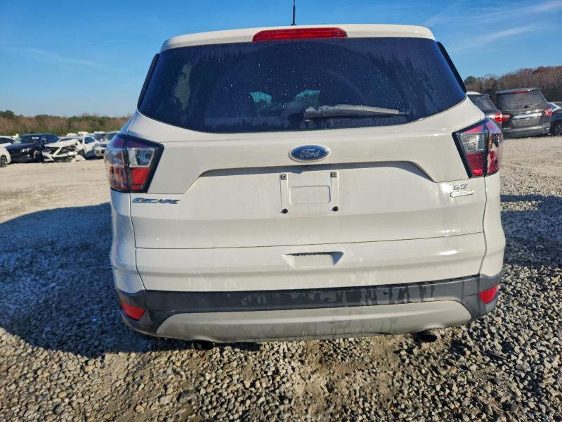 Foto 6 de la subasta – 2017 FORD ESCAPE con VIN 1FMCU0GD7HUE77213