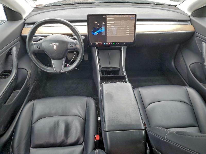 Photo 8 from auction – 2018 TESLA MODEL 3 with VIN 5YJ3E1EA0JF015686