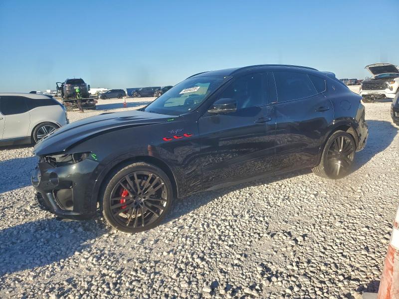 2022 MASERATI LEVANTE TR