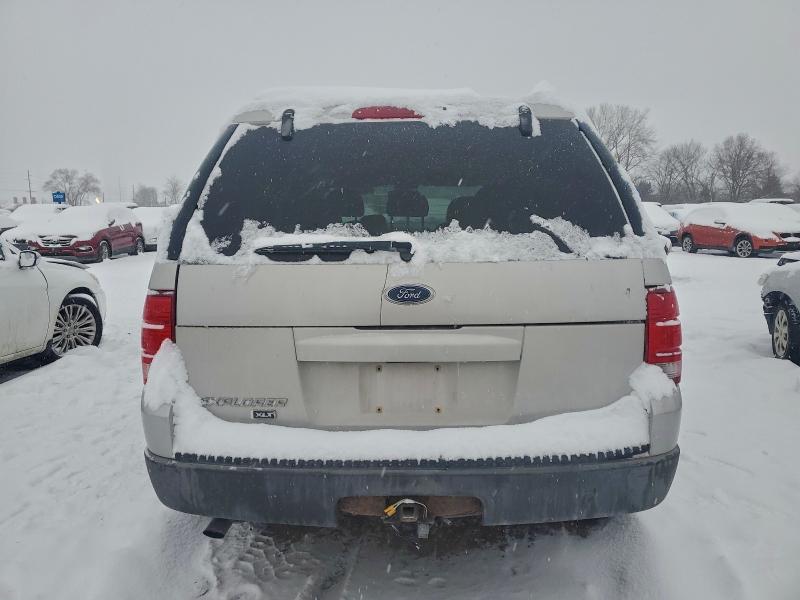 Photo 6 from auction – 2003 FORD EXPLORER X with VIN 1FMZU73K03UC34035