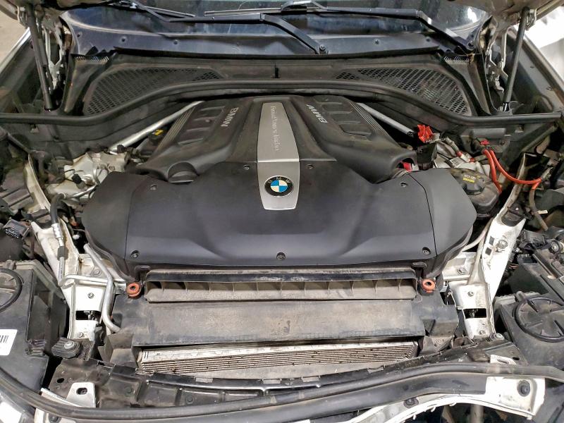 Photo 12 from auction – 2015 BMW X5 with VIN 5UXKR6C55F0J78969