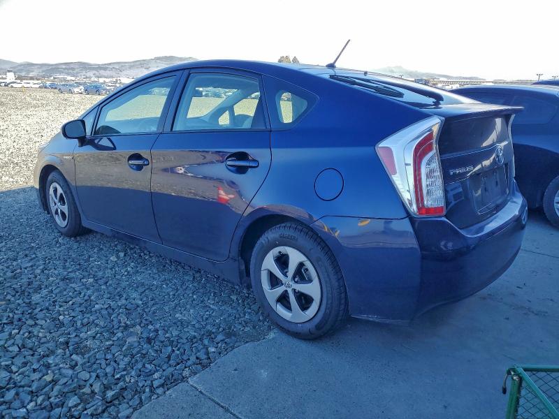 Photo 2 from auction – 2015 TOYOTA PRIUS with VIN JTDKN3DU1F1996839