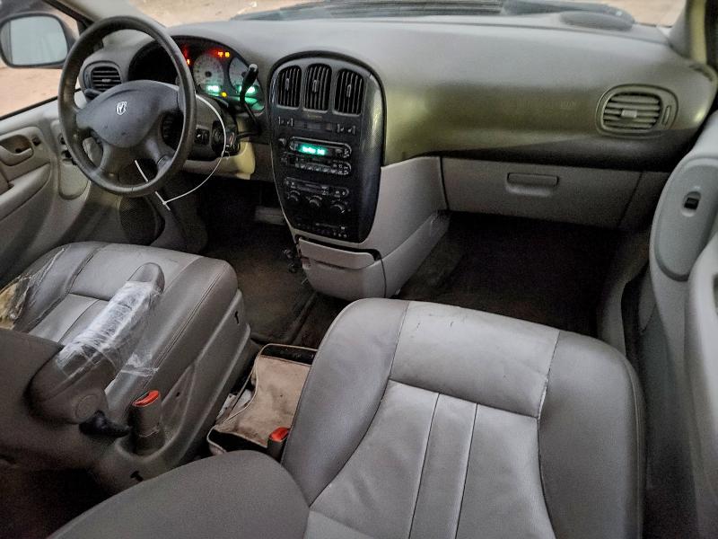 Photo 8 from auction – 2005 DODGE GRAND CARA with VIN 2D4GP44L65R394609
