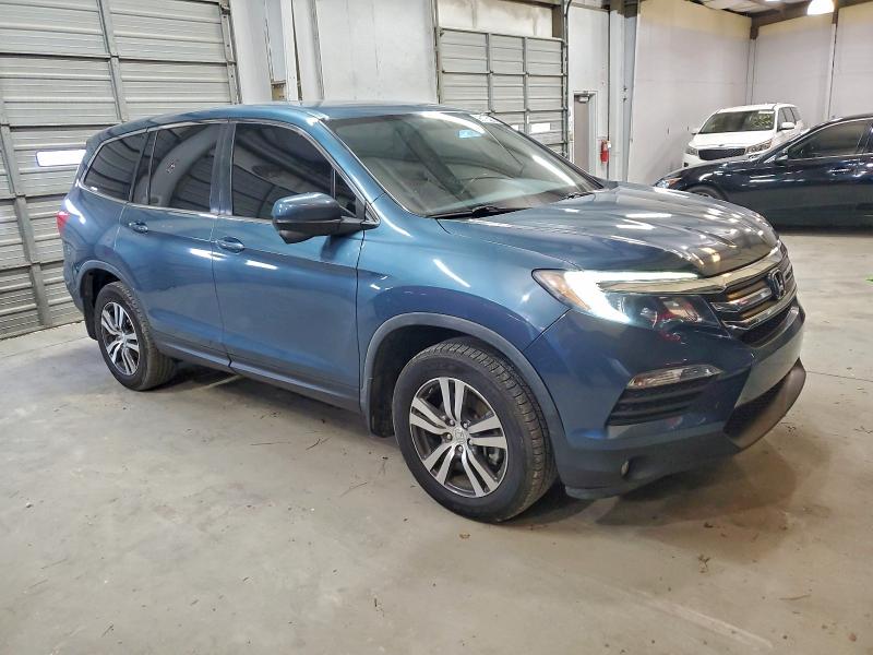Photo 4 from auction – 2017 HONDA PILOT with VIN 5FNYF5H50HB043085
