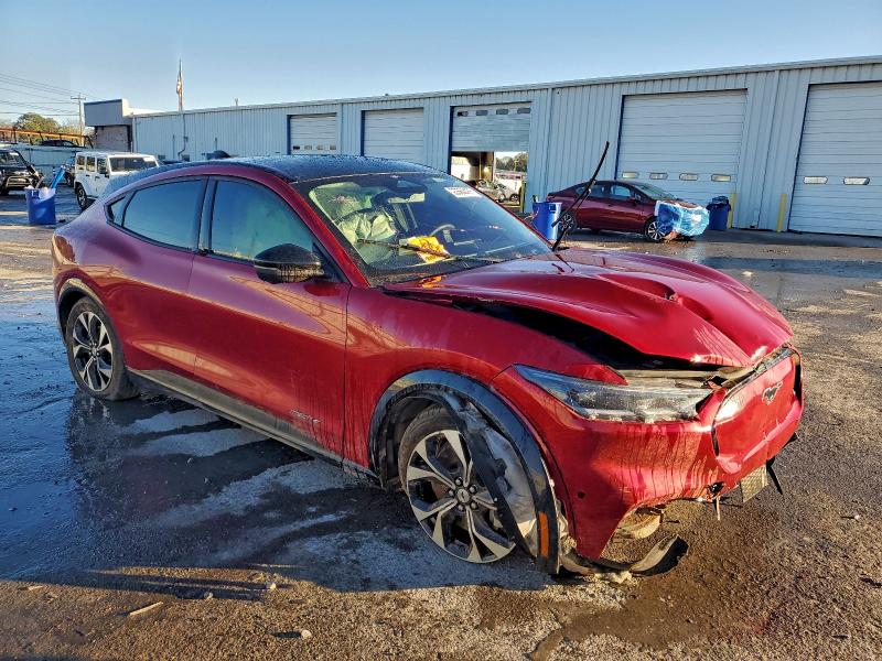 Photo 4 from auction – 2021 FORD MUSTANG MACH-E with VIN 3FMTK3RM0MMA65413