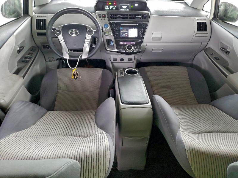 Photo 8 from auction – 2015 TOYOTA PRIUS V with VIN JTDZN3EU4FJ026819