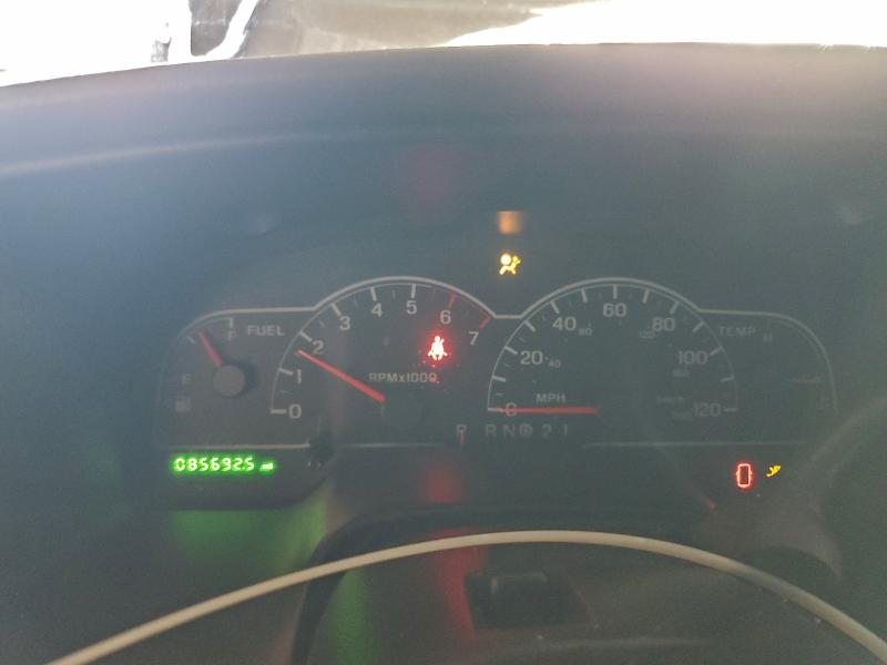 Photo 9 from auction – 2000 FORD WINDSTAR W with VIN 2FMZA5043YBC27967