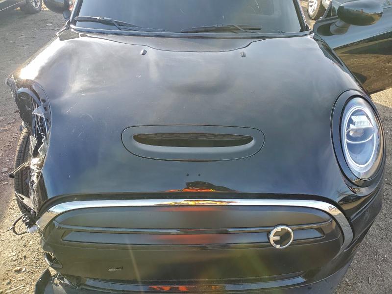 Photo 11 from auction – 2020 MINI COOPER SE with VIN WMWXP3C00L2M47523
