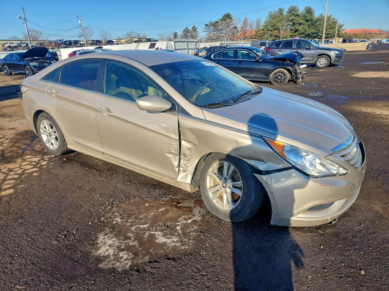 Photo 4 from auction – 2012 HYUNDAI SONATA GLS with VIN 5NPEB4AC7CH324893
